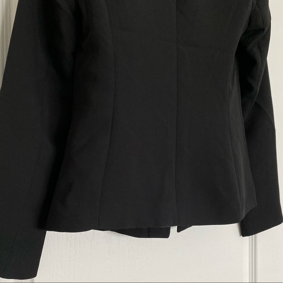 Forever 21 | Tailor Woven Blazer - Picture 8 of 13